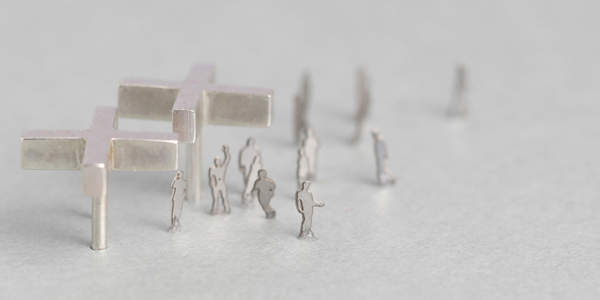 cross stud earrings made of sterling silver